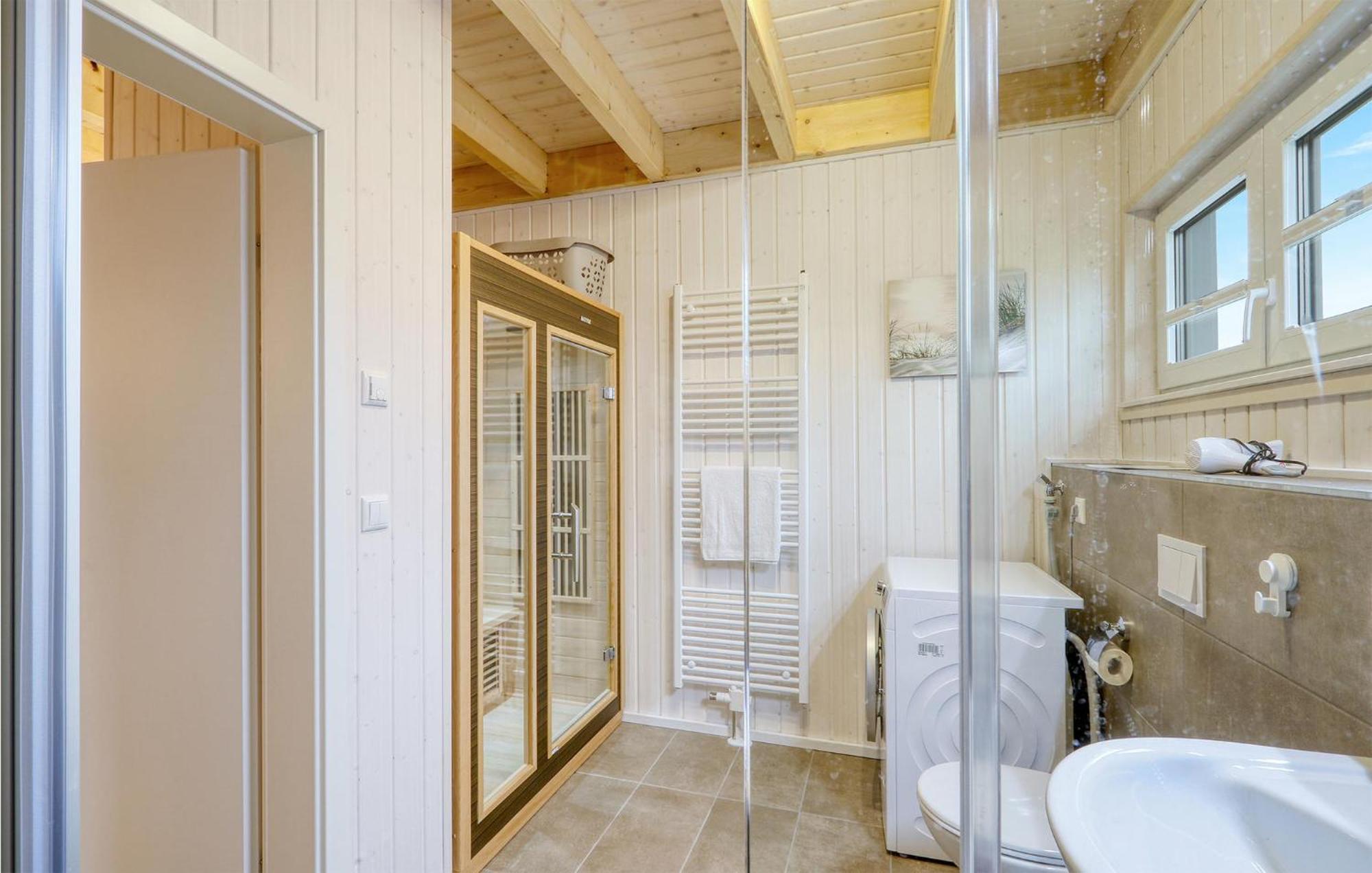 Awesome Home In Ostseeresort Olpenitz With Sauna Luaran gambar